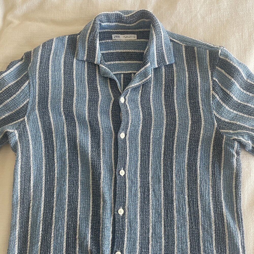 Zara Men's Short Sleeve Button Down - Large - Used